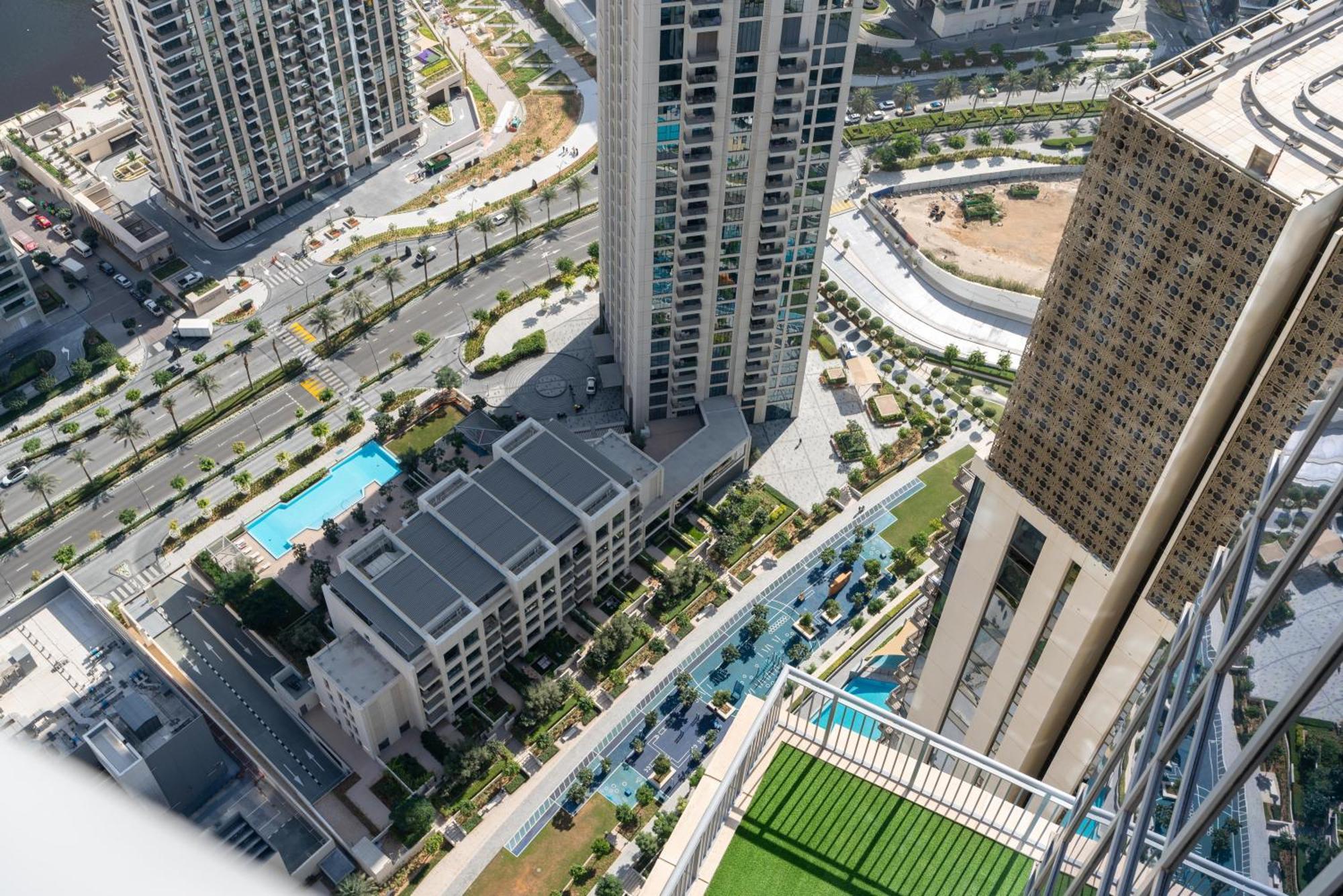 Spacious & Amazing 3 Bedroom Penthouse Burj Khalifa View Apartment *