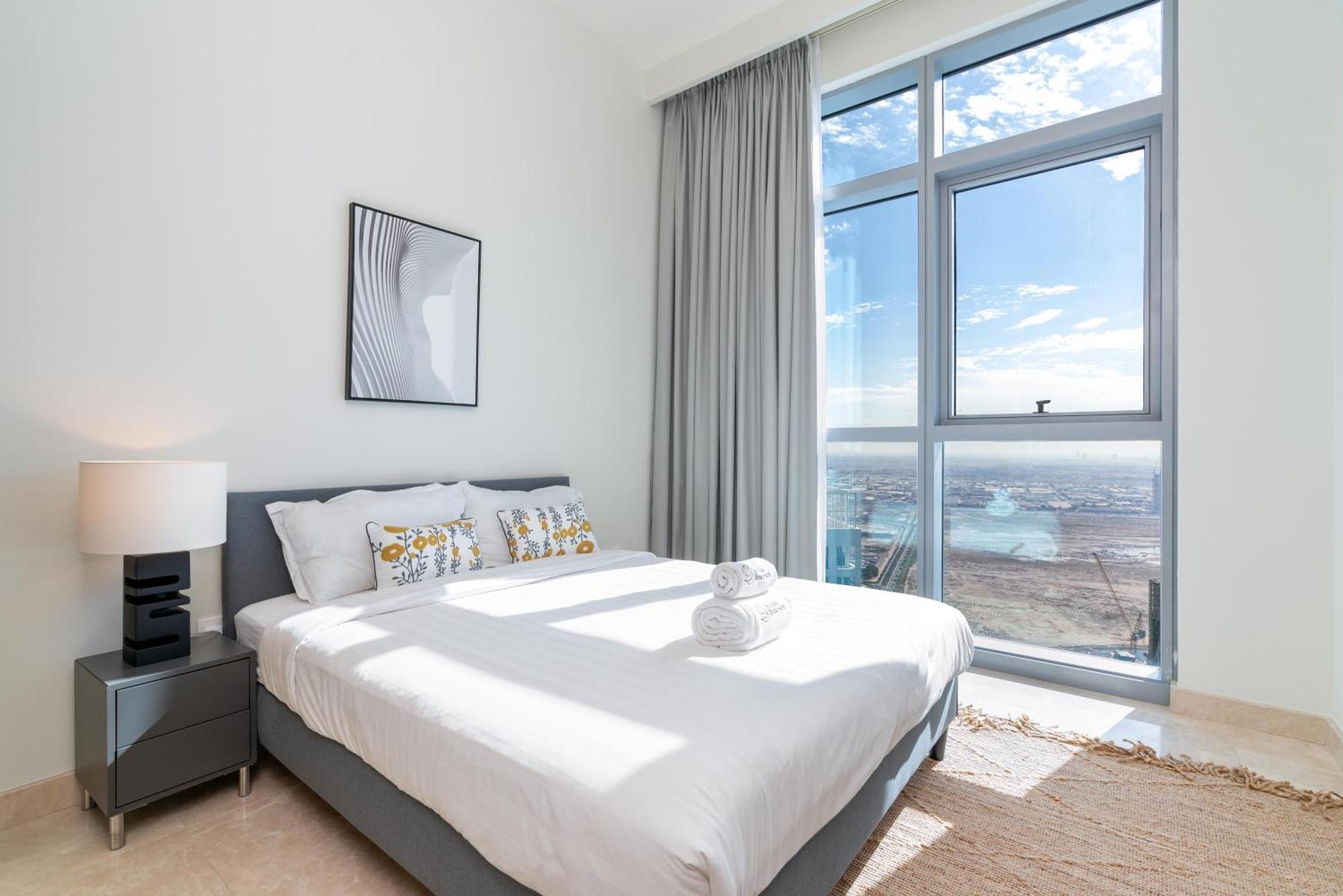 Spacious & Amazing 3 Bedroom Penthouse Burj Khalifa View *