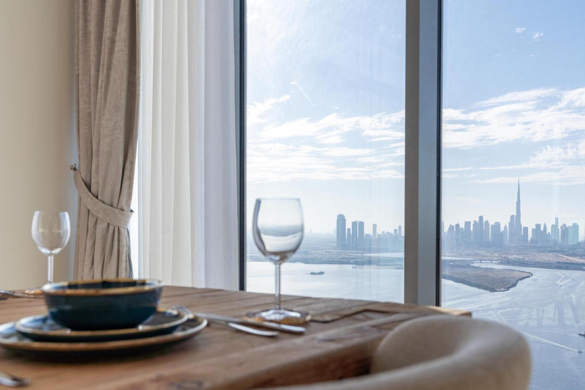 Spacious & Amazing 3 Bedroom Penthouse Burj Khalifa View Apartment