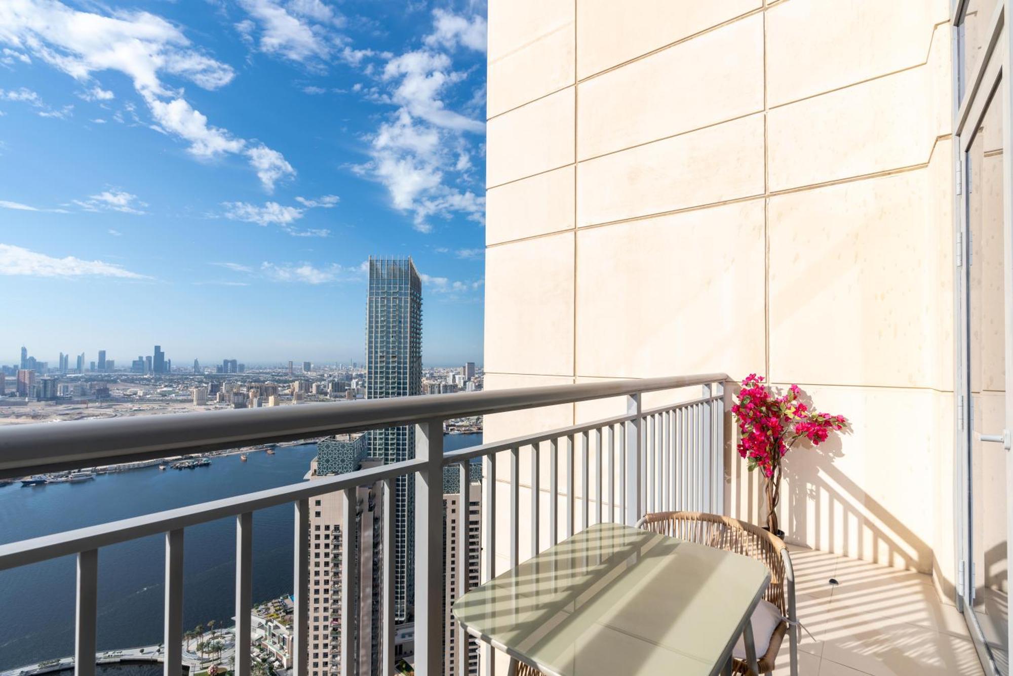 Spacious & Amazing 3 Bedroom Penthouse Burj Khalifa View * Dubai