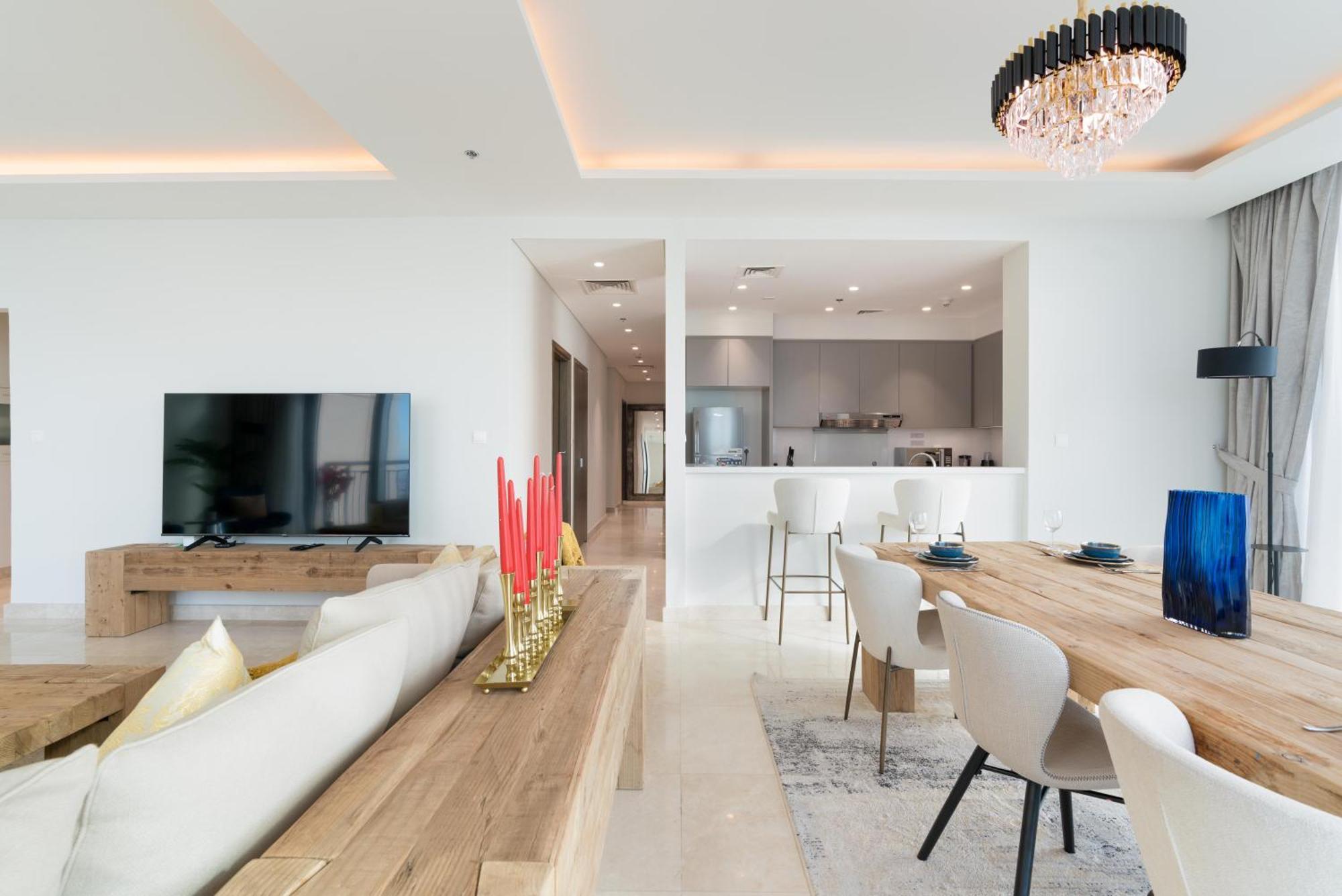Spacious & Amazing 3 Bedroom Penthouse Burj Khalifa View *